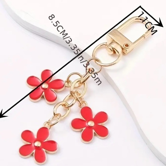 Pink Floral Keychain Accessory - Picture 2 of 5